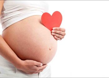 Phụ  nữ mang thai là đối tượng của chế độ thai sản
