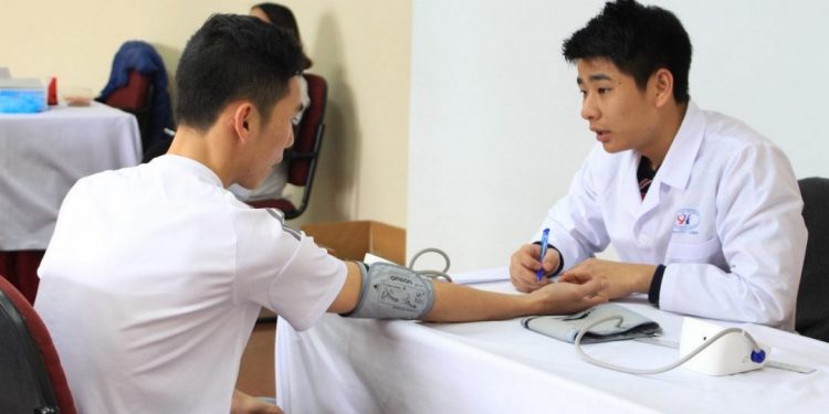 Khám sức khỏe đi làm là việc làm hết sức cần thiết 