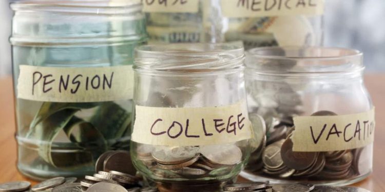 Tiết kiệm tiền hàng tuần giúp bạn kiểm soát tốt tài chính