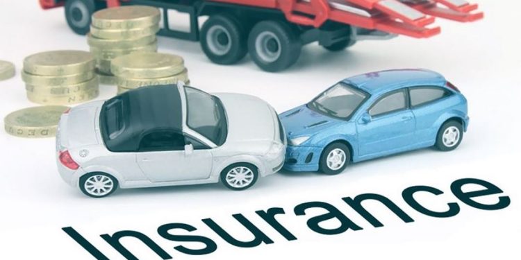 Thủ tục làm bảo hiểm thân vỏ ô tô có phức tạp hay không?